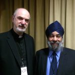 Mit Manmohan Singh, Generalsekretär des World Sikh Council – AR (2014)