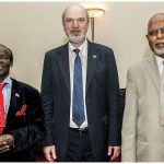 Ein ungewöhnliches und seltenes Treffen mit den Parlamentspräsidenten der beiden ‚Sudan‘, der eine ein Muslim, der andere ein Christ.