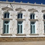 Schloss in Usbekistan mit herzförmigen Fenstern für die Damengemächer