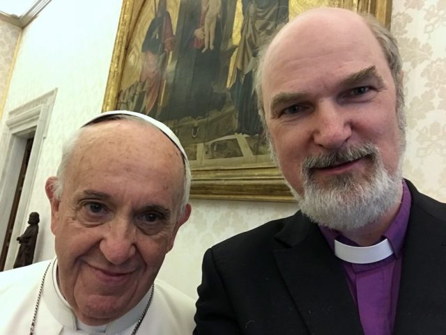 Selfie mit dem Papst anlässlich der Übergabe der Jahrbücher © BQ / Warnecke