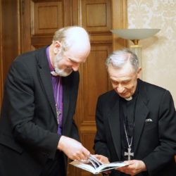 Bischof Schirrmacher mit Erzbischof Ladaria, Präfekt der Glaubenskongregation © BQ / Warnecke