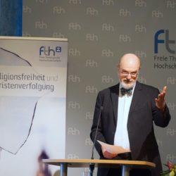 Thomas Schirrmacher at his lecture © Martin Warnecke/IIRF