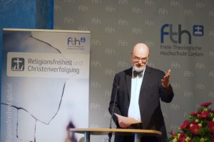 Thomas Schirrmacher at his lecture © Martin Warnecke/IIRF