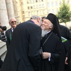 Thomas Schirrmacher welcomes Ecumenical Patriarch Bartholomew I in front of Geneva Cathedral for the WCC’s 70th anniversary service. © BQ/Warnecke