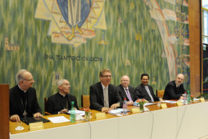 Launch des ökumenischen Dokuments ‚Christliches Zeugnis in einer multireligiösen Welt‘ in Genf 2011 durch Vatikan, ÖRK und WEA © BQ/Warnecke