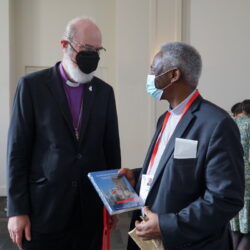 Cardinal Peter Turkson and Thomas Schirrmacher in conversation © WEA/Esther Schirrmacher